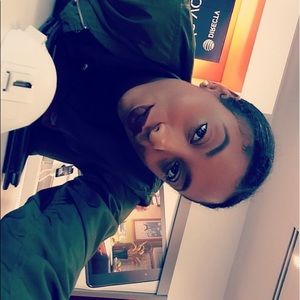 Meet your Posher, Shayla